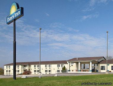 Days Inn By Wyndham Boonville Dış mekan fotoğraf